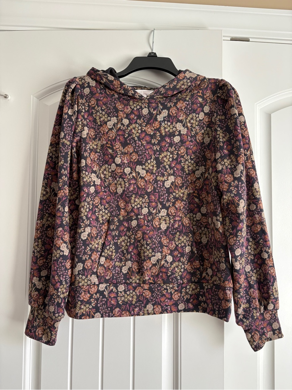 Floral Hoodie Top in fall Floral